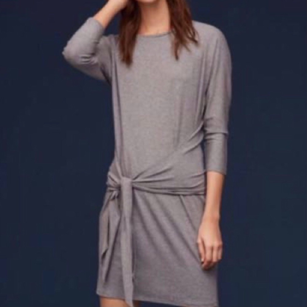 Aritzia Babaton Black 3/4 Sleeve Knit Dress with Tie Front Size Medium